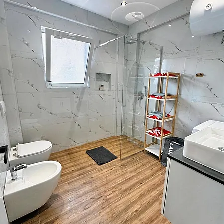 Weyo Nond Apartment Durrës
