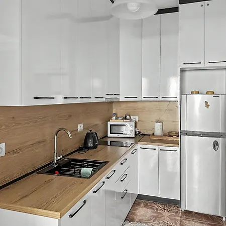 Weyo Nond Apartment *