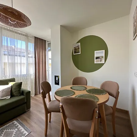 Weyo Nond Apartment